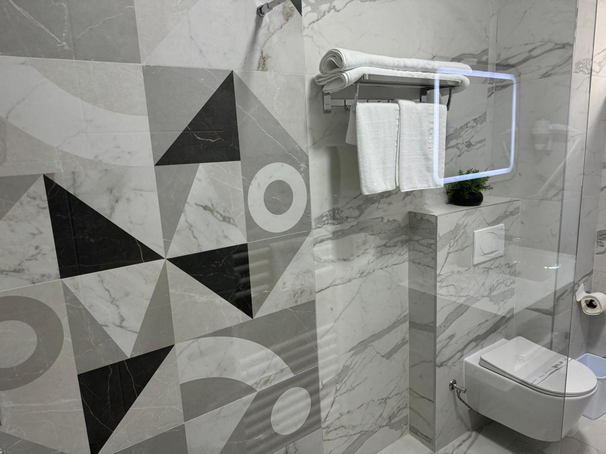Hotel Le Manoir Gostivar Eksteriør billede